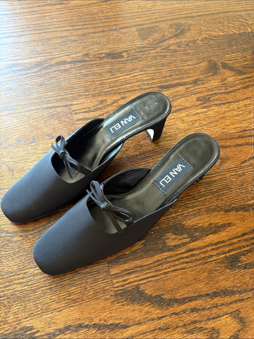 Van Eli Black Bow-Trim Slide Mules